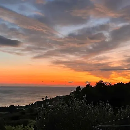 Vista Mare Con Piscina, Giardino E Parcheggio Privato Licata