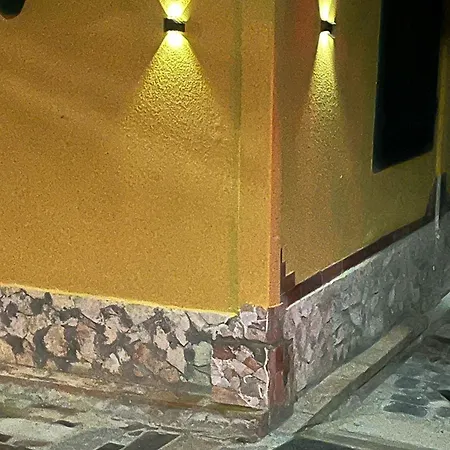 Vista Mare Con Piscina, Giardino E Parcheggio Privato *