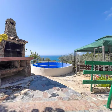Vista Mare Con Piscina, Giardino E Parcheggio Privato Ferienhaus