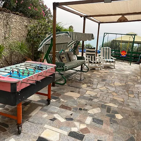 Vista Mare Con Piscina, Giardino E Parcheggio Privato Ferienhaus *