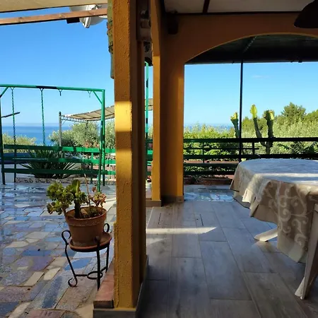 Vista Mare Con Piscina, Giardino E Parcheggio Privato Dom wakacyjny *