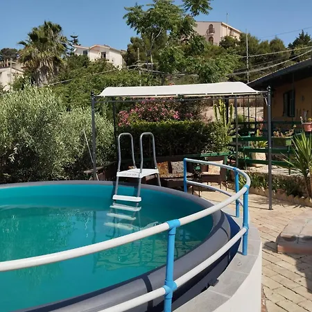Vista Mare Con Piscina, Giardino E Parcheggio Privato Ferienhaus *