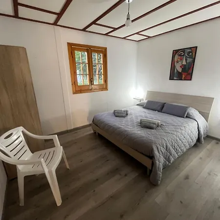 Vista Mare Con Piscina, Giardino E Parcheggio Privato בית נופש